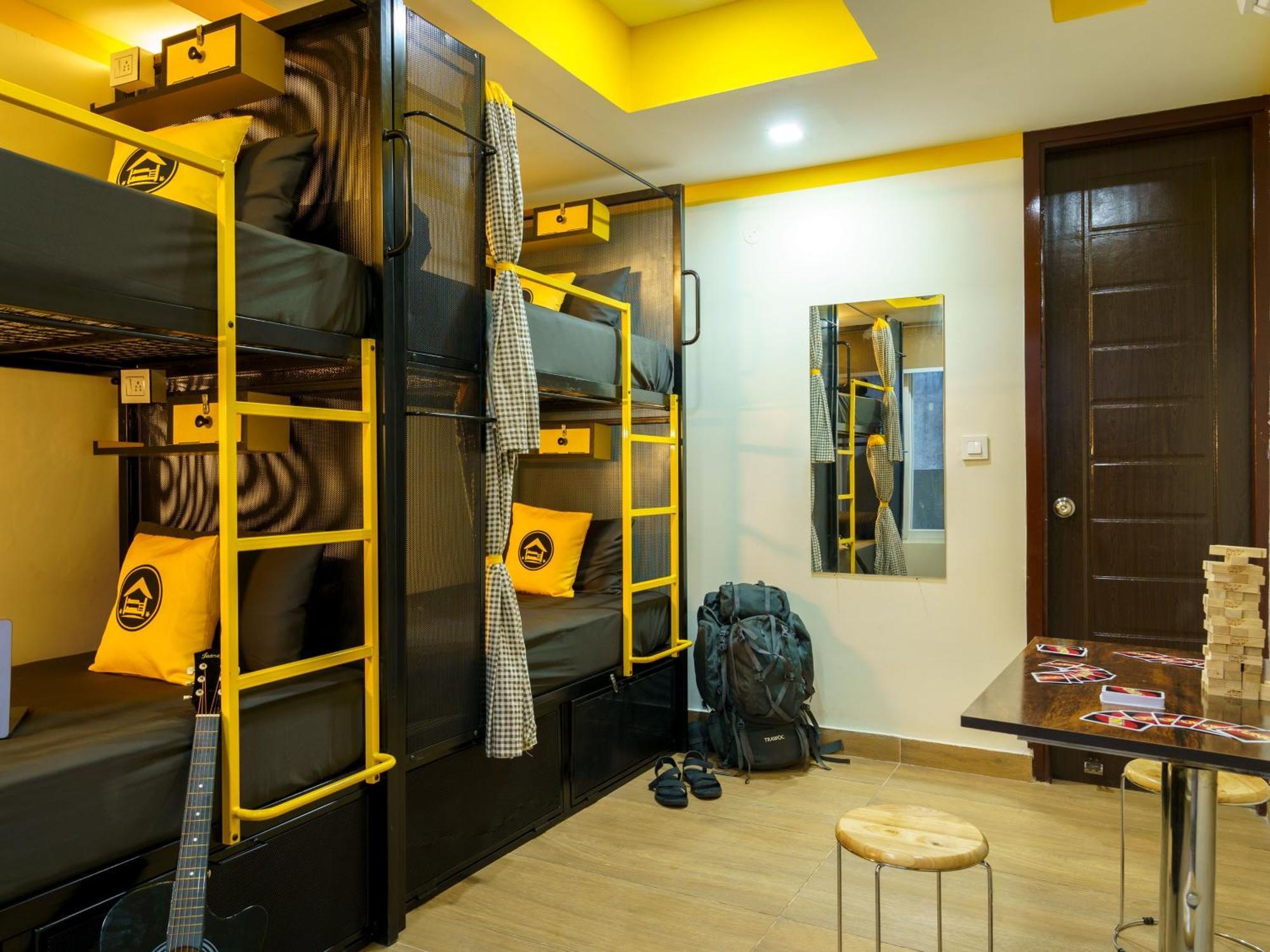 The Hosteller Dehradun Exterior foto