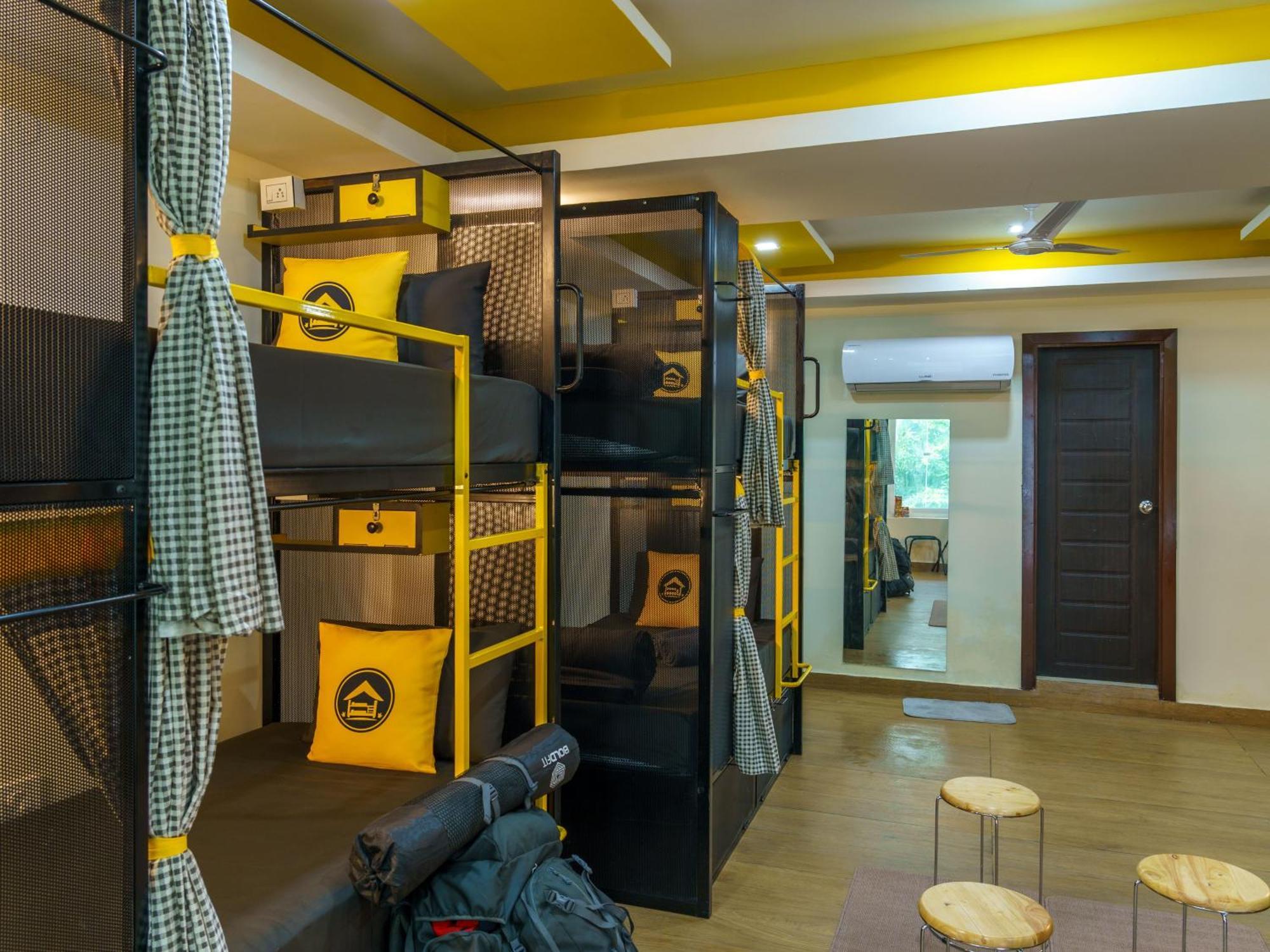 The Hosteller Dehradun Exterior foto